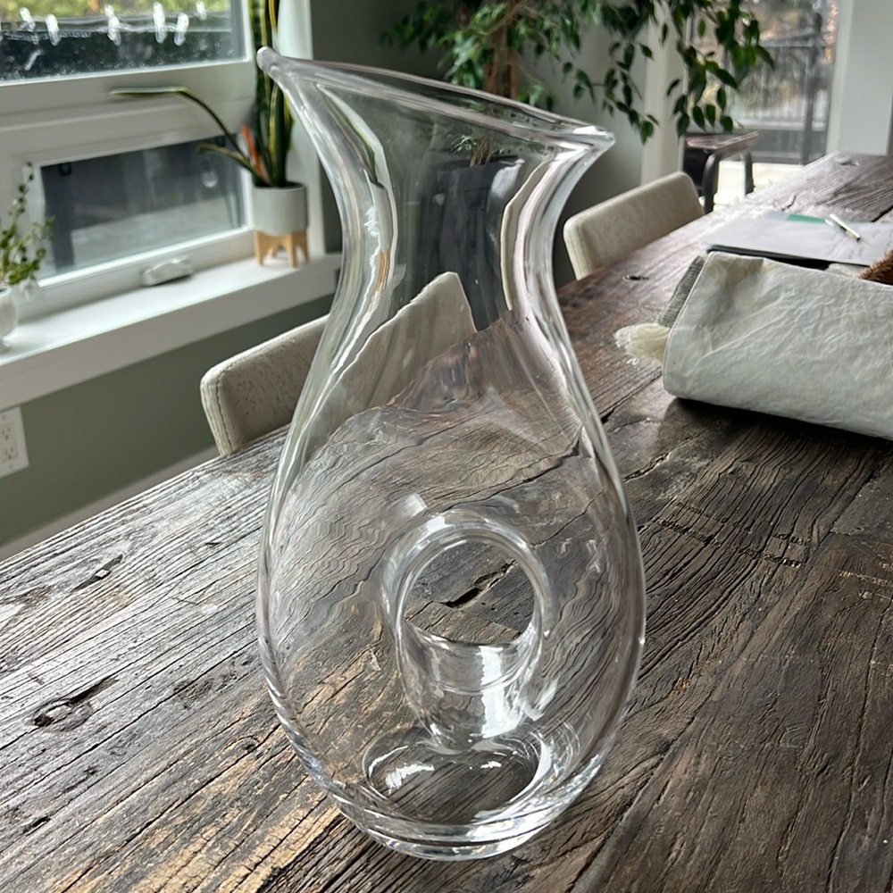 GLASS wine decanter
